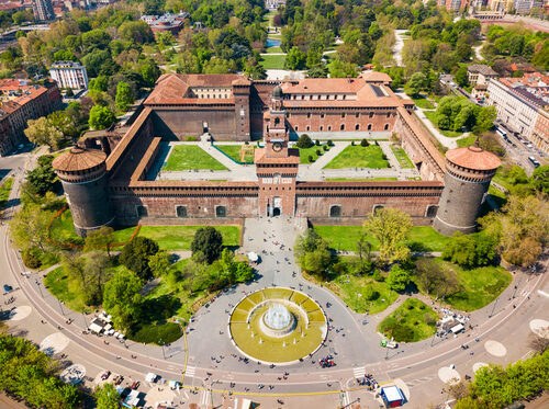 Il Castello Sforzesco visto dall'alto